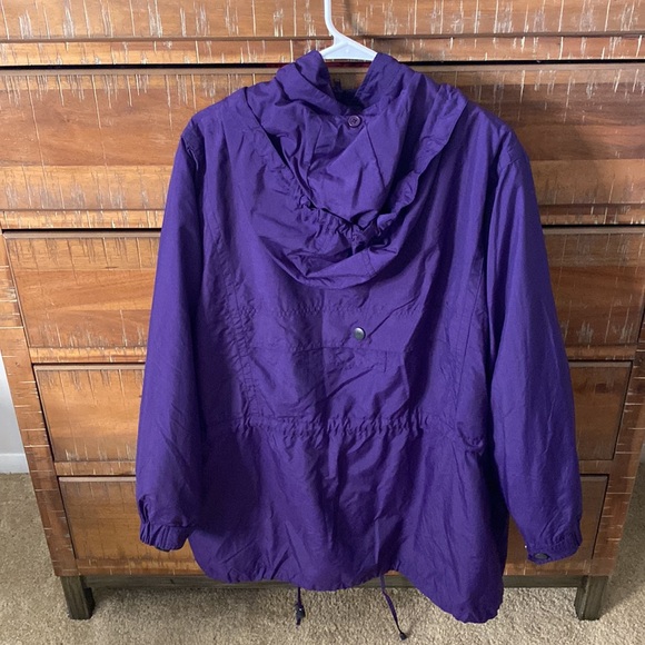 Purple Coat size Large - Picture 12 of 16